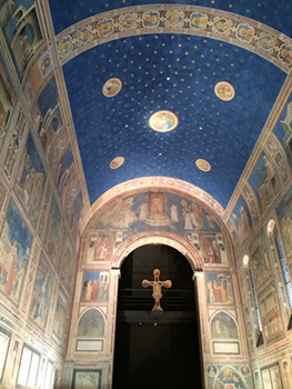 ジョットによるスクロヴェーニ礼拝堂壁画